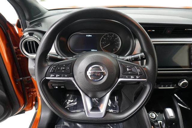 2019 Nissan Kicks SV FWD - 22959698 - 13