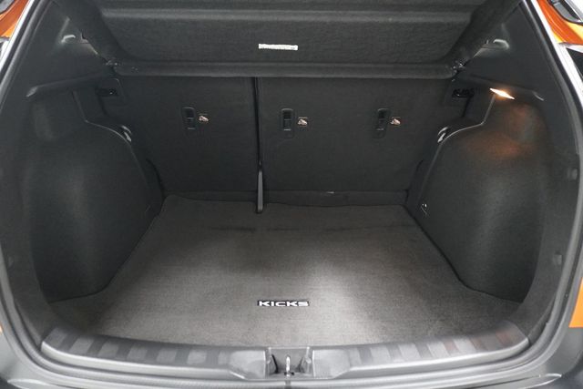 2019 Nissan Kicks SV FWD - 22959698 - 20