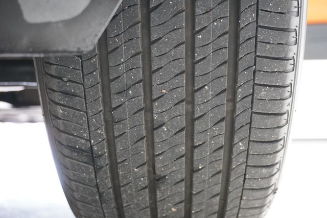 2019 Nissan Kicks SV FWD - 22959698 - 23