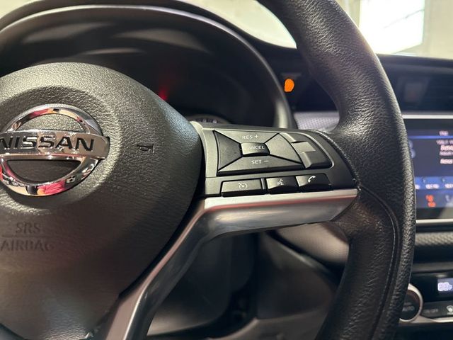 2019 Nissan Kicks SV FWD - 23013280 - 10