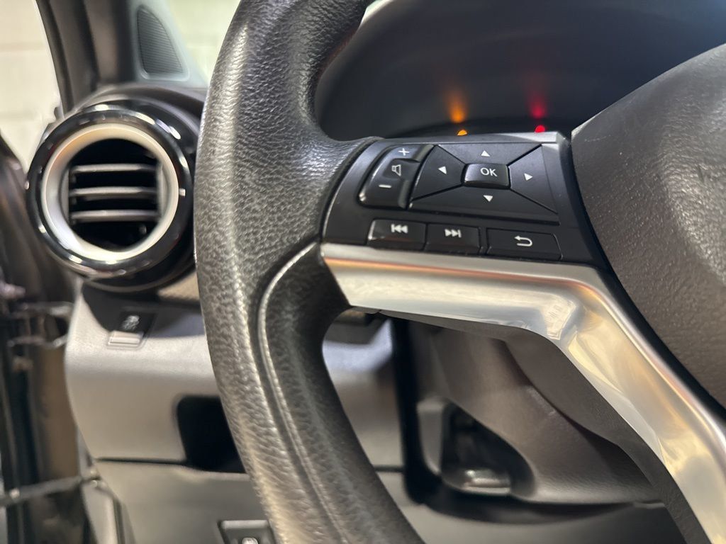 2019 Nissan Kicks SV FWD - 23013280 - 11