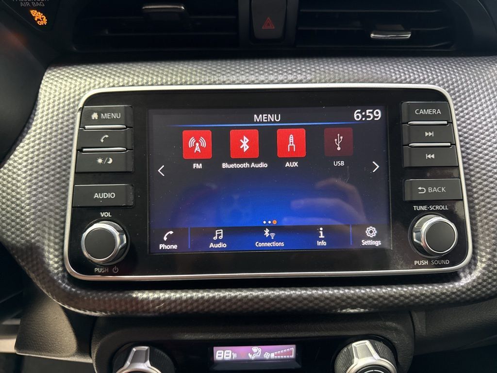 2019 Nissan Kicks SV FWD - 23013280 - 14