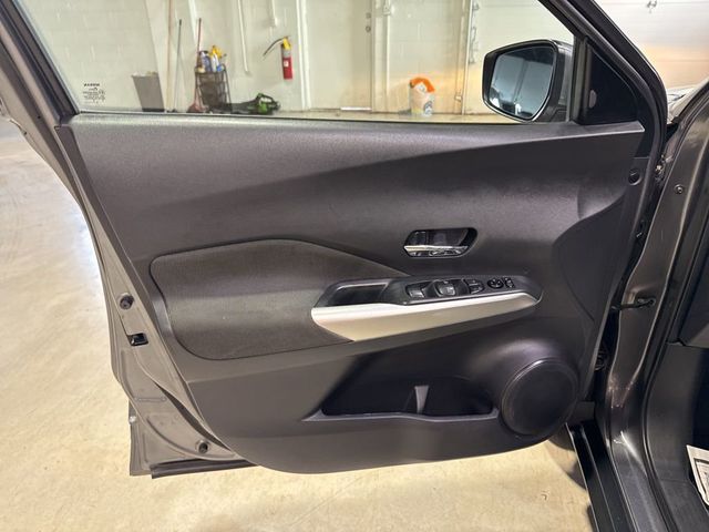 2019 Nissan Kicks SV FWD - 23013280 - 20