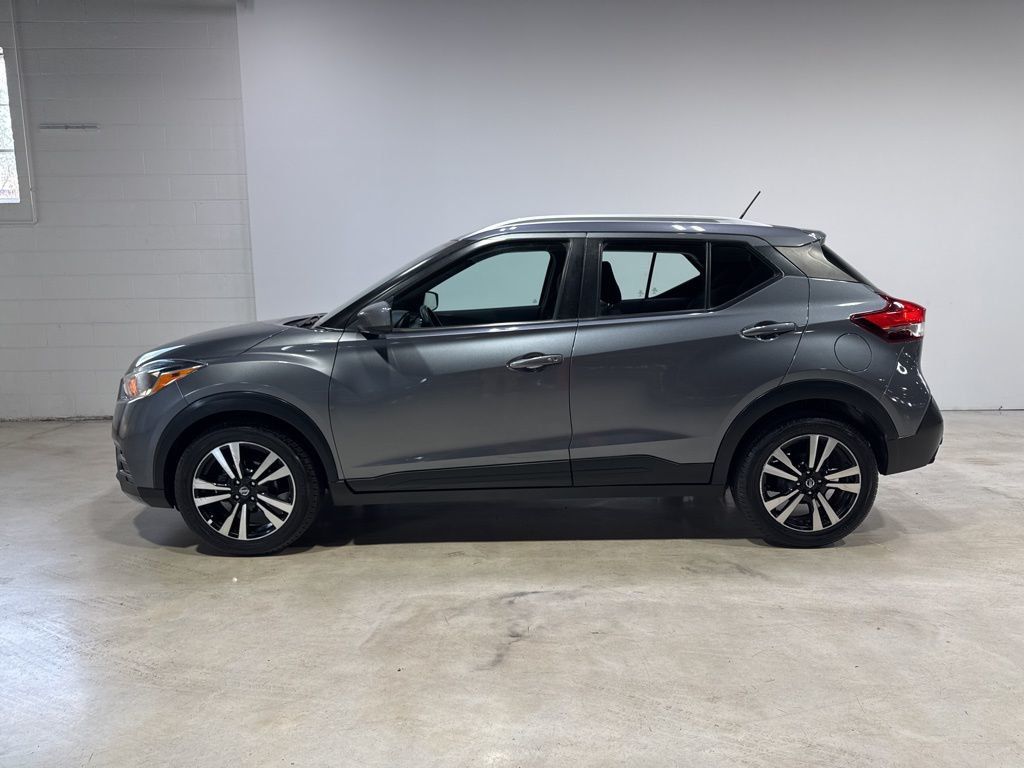 2019 Nissan Kicks SV FWD - 23013280 - 3