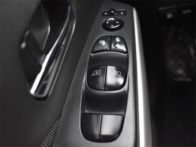 2019 Nissan Kicks SV photo 4