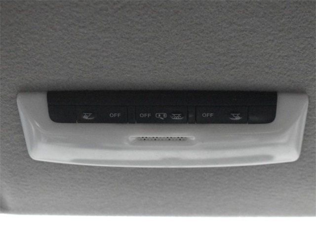 2019 Nissan Kicks SV FWD - 22951983 - 13