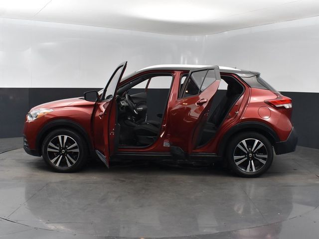 2019 Nissan Kicks SV FWD - 23017315 - 28