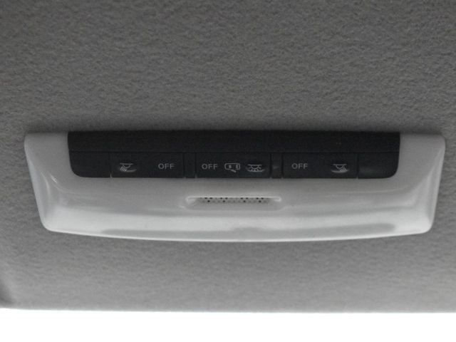 2019 Nissan Kicks SV FWD - 23051336 - 13