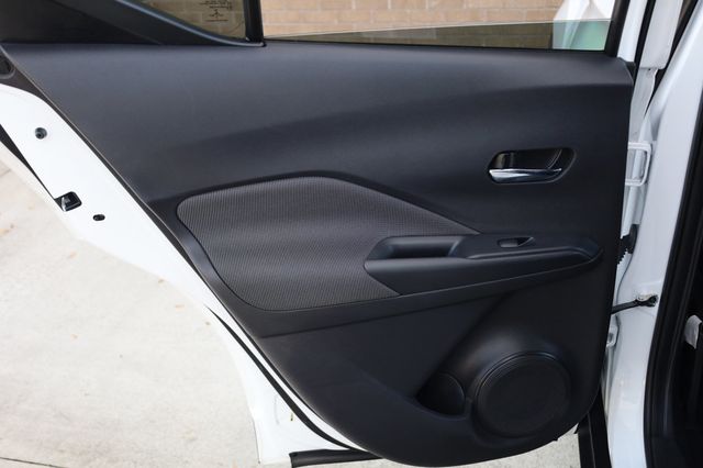 2019 Nissan Kicks SV FWD - 22947457 - 15