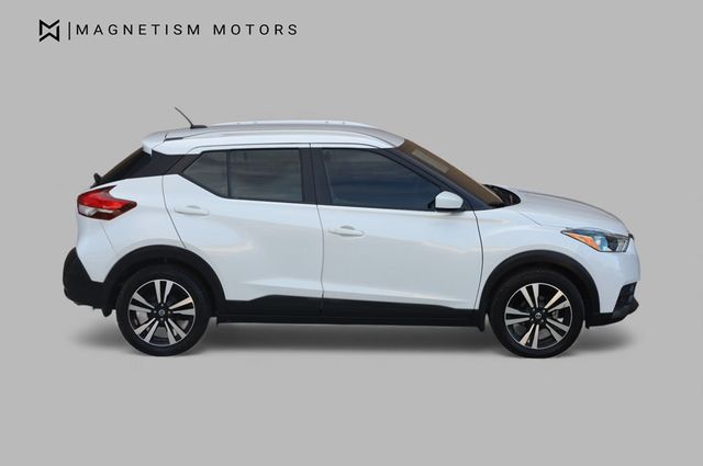 2019 Nissan Kicks SV FWD - 22947457 - 1