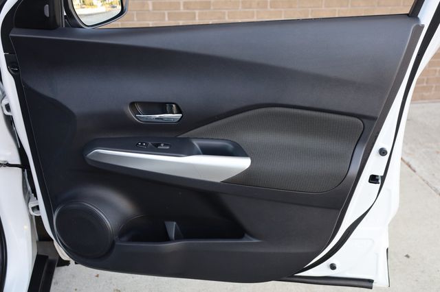 2019 Nissan Kicks SV FWD - 22947457 - 21