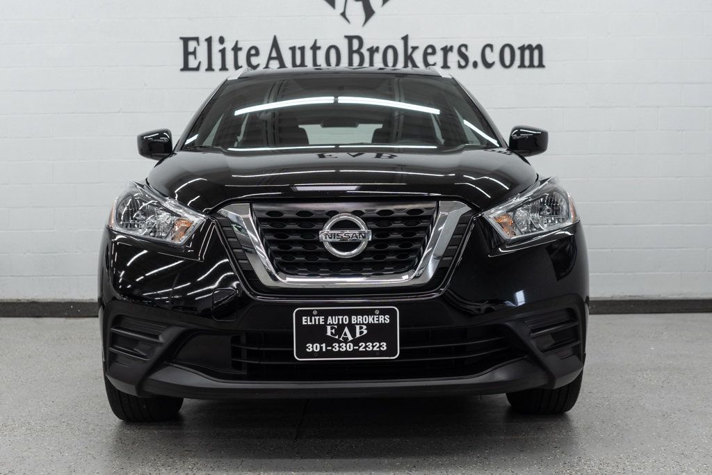 2019 Nissan Kicks SV FWD - 22549131 - 2