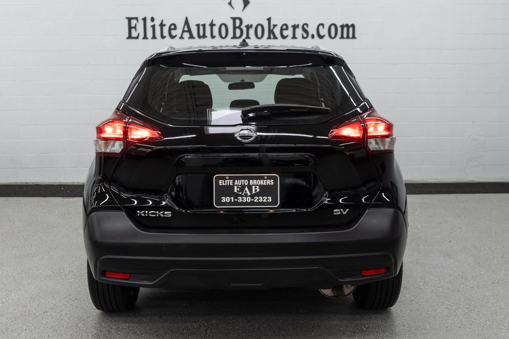 2019 Nissan Kicks SV FWD - 22549131 - 4