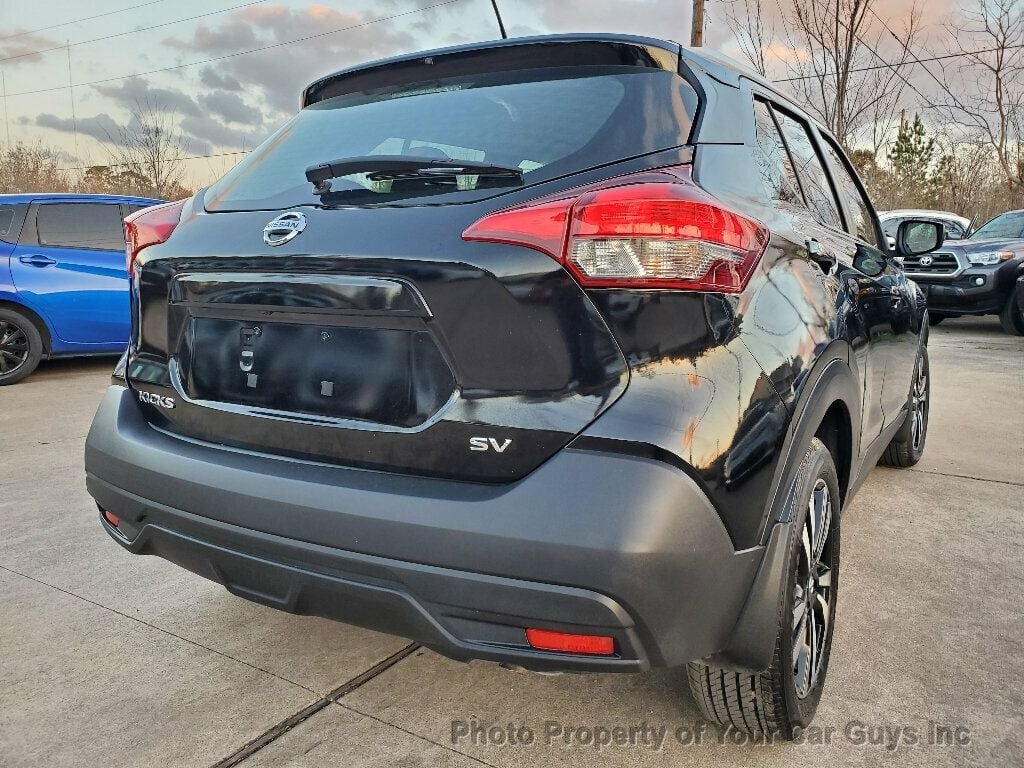 2019 Nissan Kicks SV FWD - 22766021 - 11