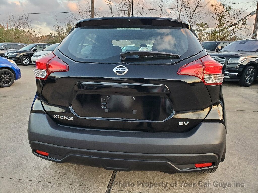 2019 Nissan Kicks SV FWD - 22766021 - 12