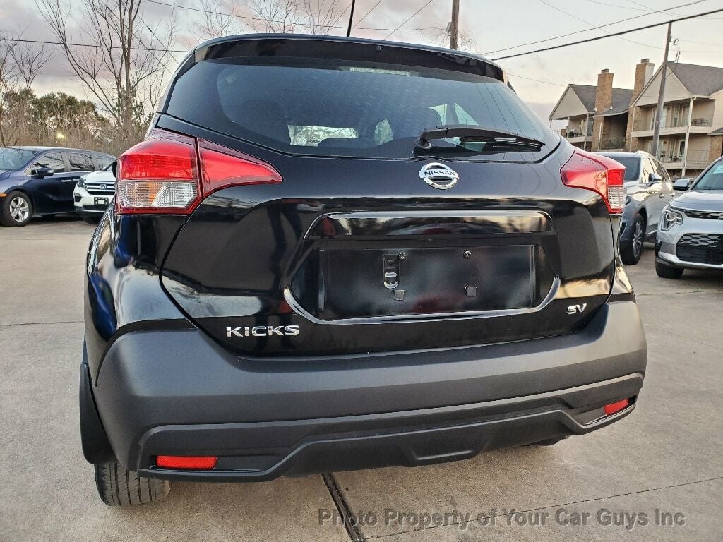 2019 Nissan Kicks SV FWD - 22766021 - 15