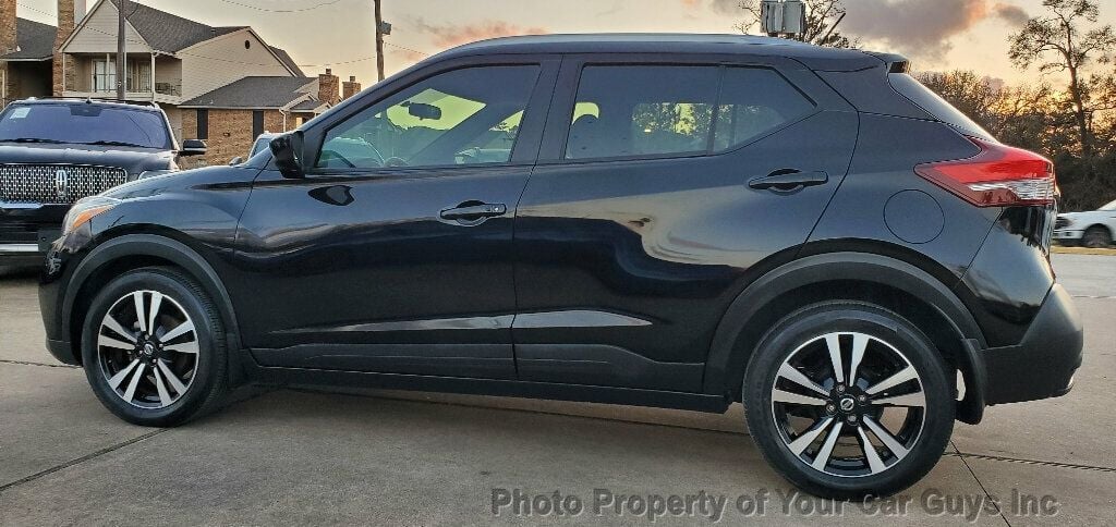 2019 Nissan Kicks SV FWD - 22766021 - 18