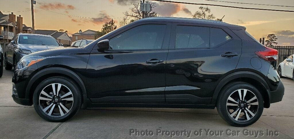 2019 Nissan Kicks SV FWD - 22766021 - 19