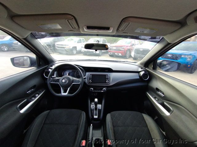 2019 Nissan Kicks SV FWD - 23000937 - 16