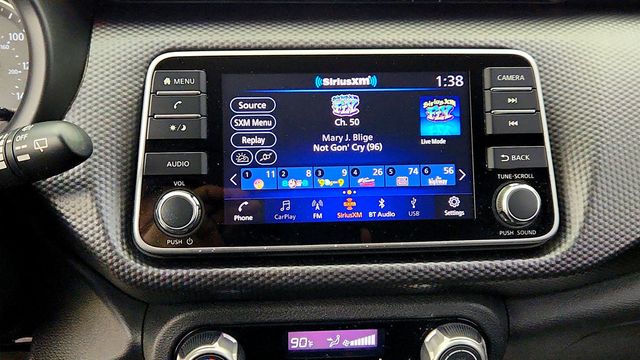 2019 Nissan Kicks SV with Upgraded 17'' Black Alloy Wheels - 22974356 - 17