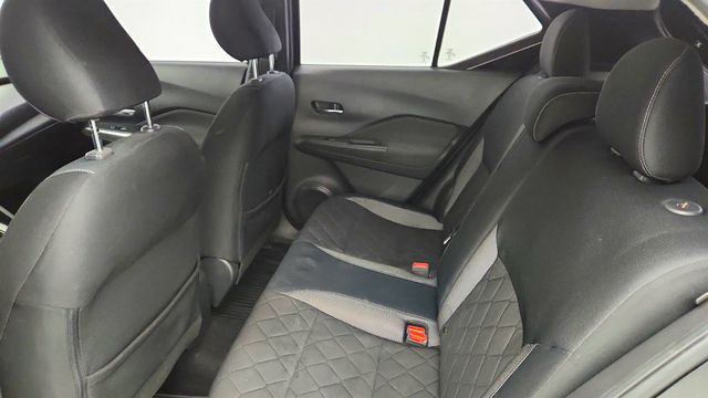 2019 Nissan Kicks SV with Upgraded 17'' Black Alloy Wheels - 22974356 - 19