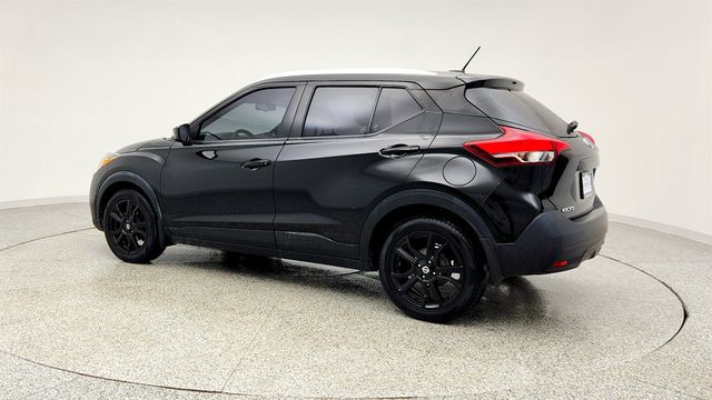 2019 Nissan Kicks SV with Upgraded 17'' Black Alloy Wheels - 22974356 - 6