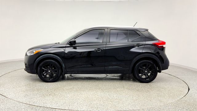 2019 Nissan Kicks SV with Upgraded 17'' Black Alloy Wheels - 22974356 - 7