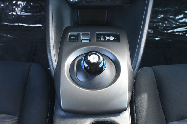 2019 Nissan Leaf S Hatchback - 22980463 - 11