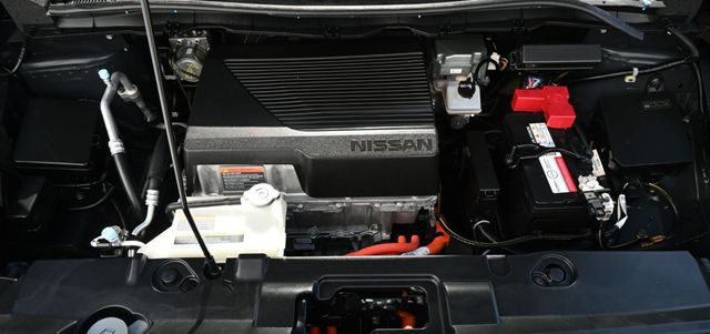 2019 Nissan Leaf S Hatchback - 22980463 - 15