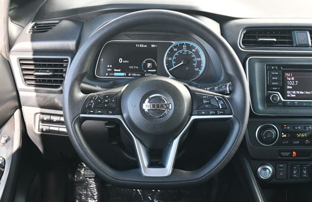 2019 Nissan Leaf S Hatchback - 22980463 - 8