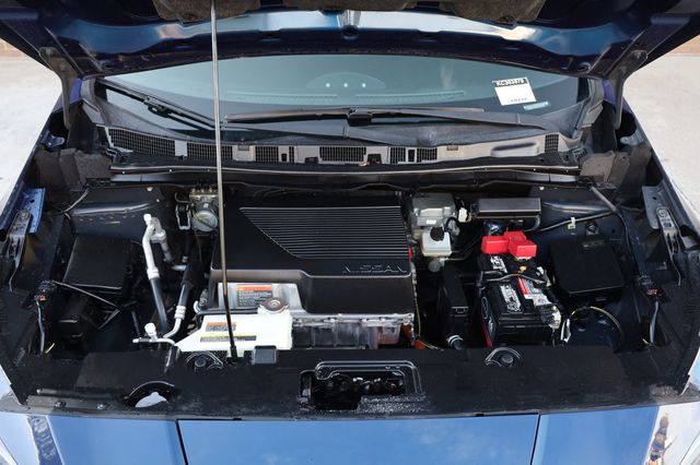 2019 Nissan Leaf S Hatchback - 22980418 - 10