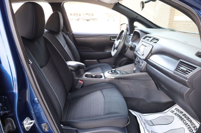 2019 Nissan Leaf S Hatchback - 22980418 - 24