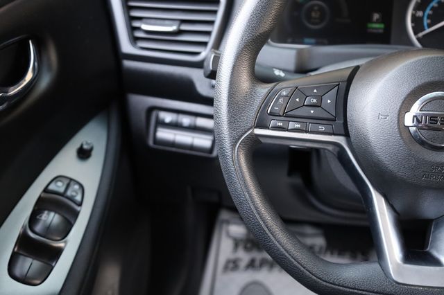 2019 Nissan Leaf S Hatchback - 22980418 - 29