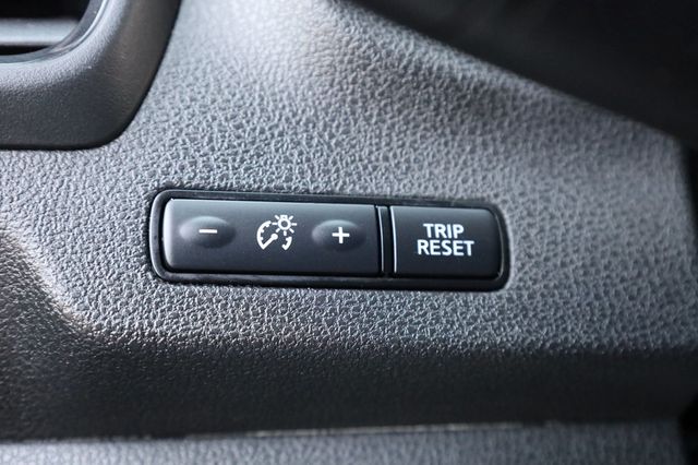 2019 Nissan Leaf S Hatchback - 22980418 - 32