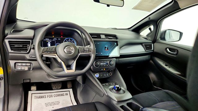 2019 Nissan Leaf S Hatchback w/ Quick Charge Port & All Weather Package - 22995847 - 11