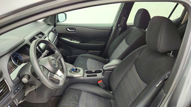 2019 Nissan Leaf S Hatchback w/ Quick Charge Port & All Weather Package - 22995847 - 18
