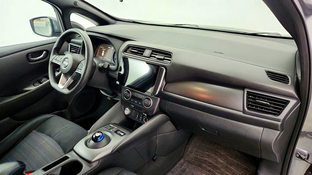 2019 Nissan Leaf S Hatchback w/ Quick Charge Port & All Weather Package - 22995847 - 23