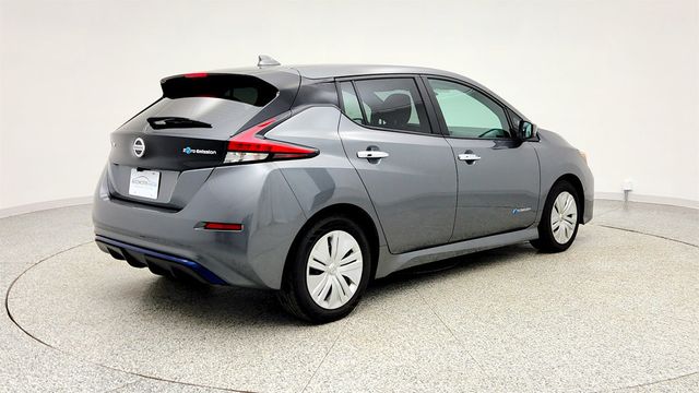 2019 Nissan Leaf S Hatchback w/ Quick Charge Port & All Weather Package - 22995847 - 4