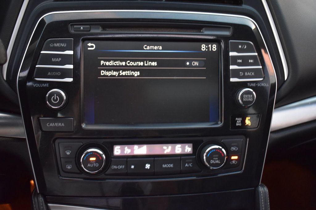 2019 Nissan Maxima SL photo 26