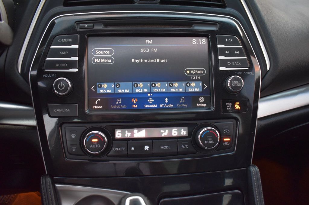 2019 Nissan Maxima SL photo 27