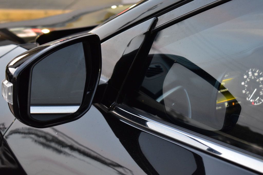 2019 Nissan Maxima SL photo 43