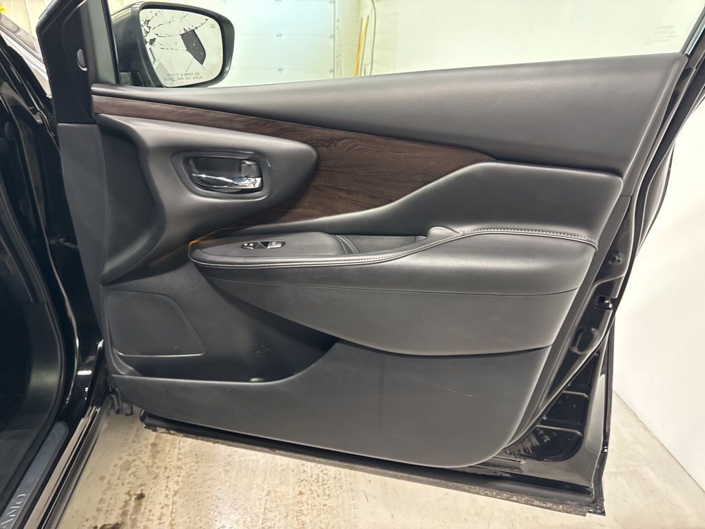 2019 Nissan Murano AWD Platinum - 22975668 - 45