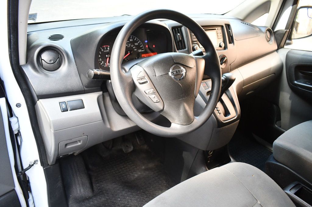 2019 Nissan NV200 S photo 11