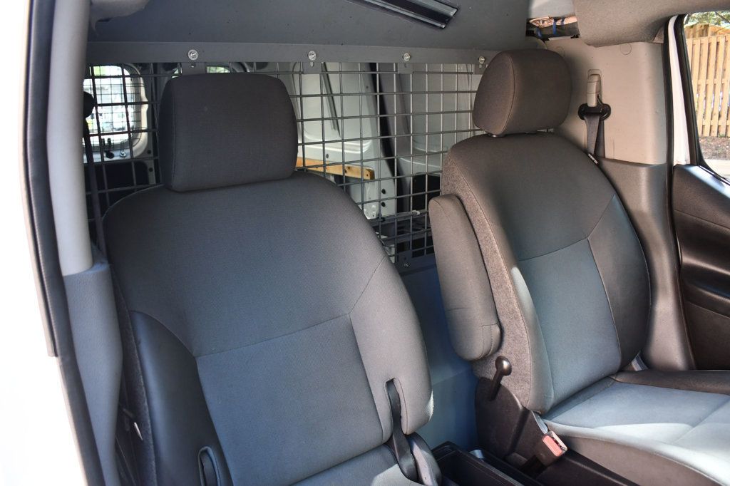2019 Nissan NV200 S photo 17