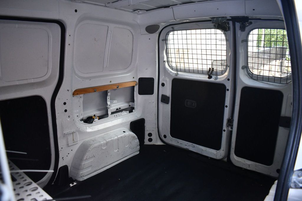 2019 Nissan NV200 S photo 20