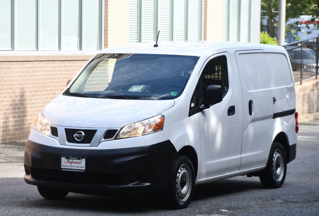2019 Nissan NV200 S photo 3
