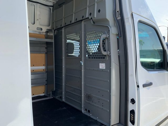 2019 Nissan NV Cargo NV2500 HD High Roof V6 SV - 23072113 - 17