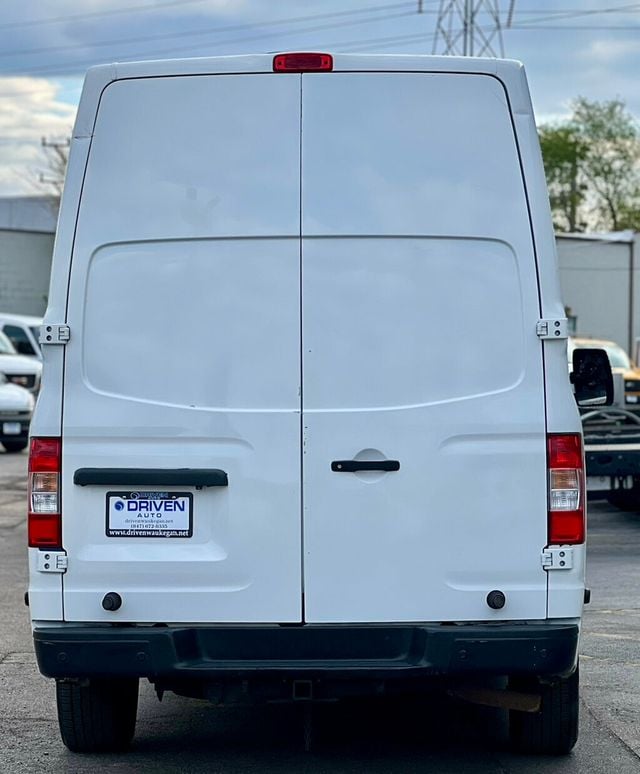 2019 Nissan NV Cargo NV2500 HD High Roof V8 SV - 23018016 - 27