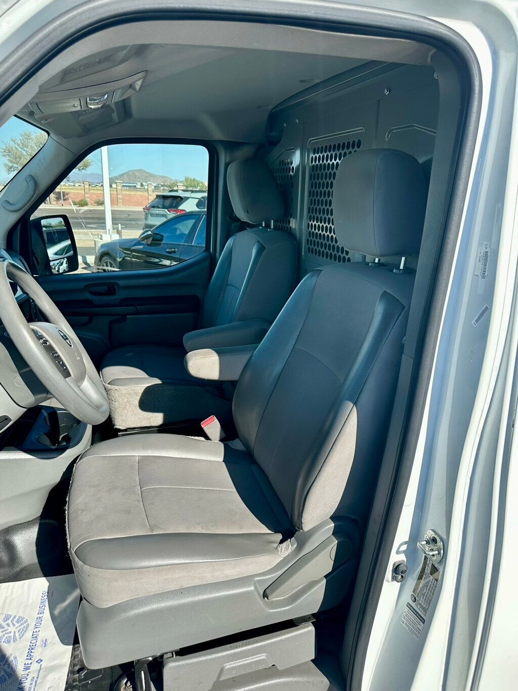 2019 Nissan NV Cargo NV2500 HD Standard Roof V6 S - 22581601 - 10