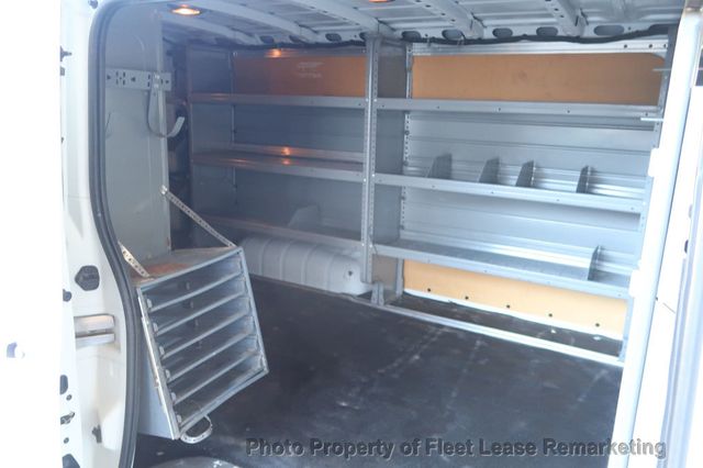 2019 Nissan NV Cargo NV2500 SV Low Roof Cargo Van Ladder Rack - 22945421 - 18